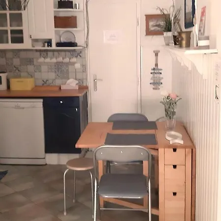 Bajcsyhaz 度假居 *